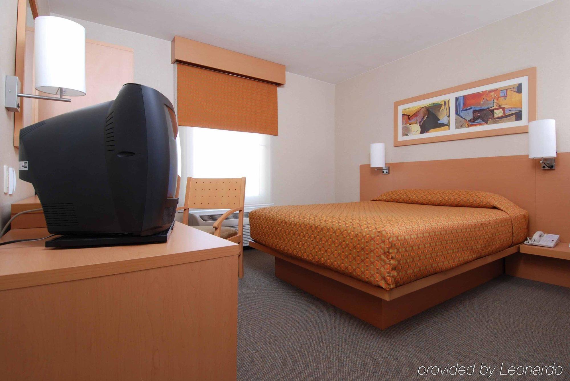 City Express By Marriott Monterrey Santa Catarina Santa Catarina  Δωμάτιο φωτογραφία